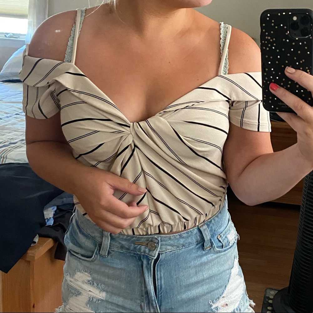 Express Crop Top (NWOT) - Picture 4 of 4